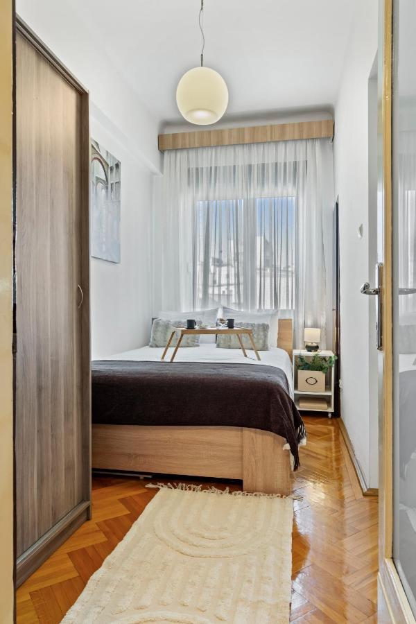 City Vibes Apartment Bucarest Esterno foto