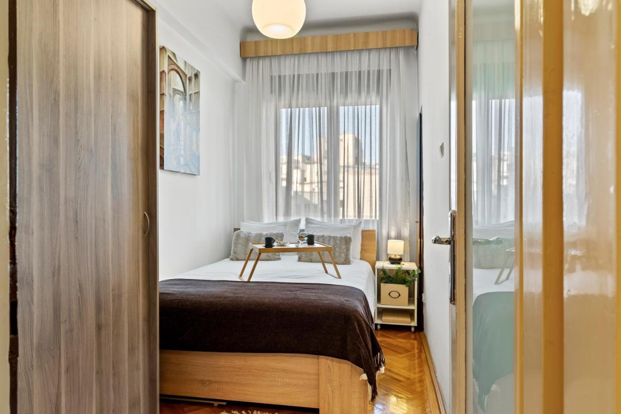 City Vibes Apartment Bucarest Esterno foto