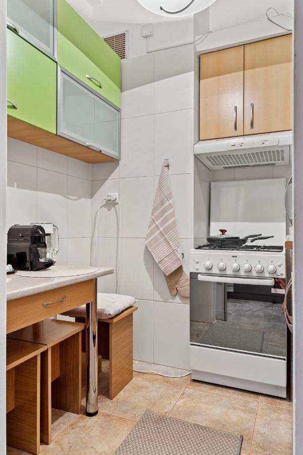 City Vibes Apartment Bucarest Esterno foto