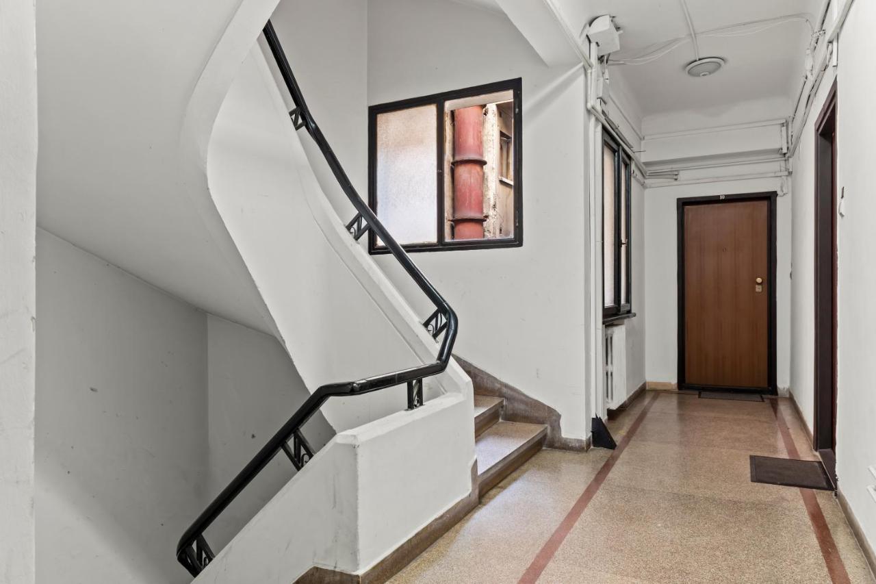 City Vibes Apartment Bucarest Esterno foto